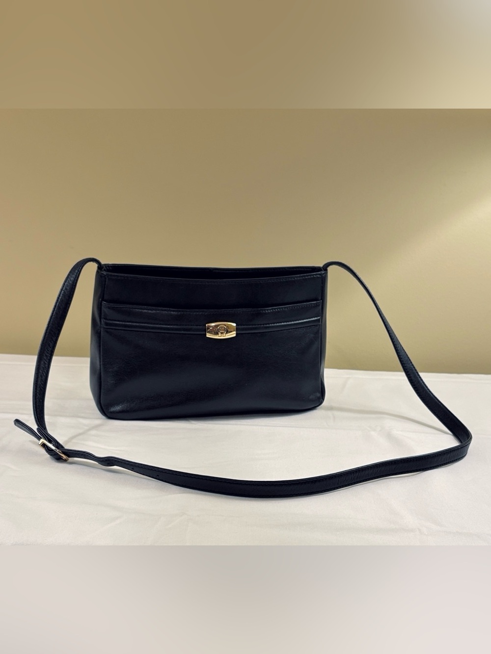 Aigner | Vintage Black Leather Shoulder Bag